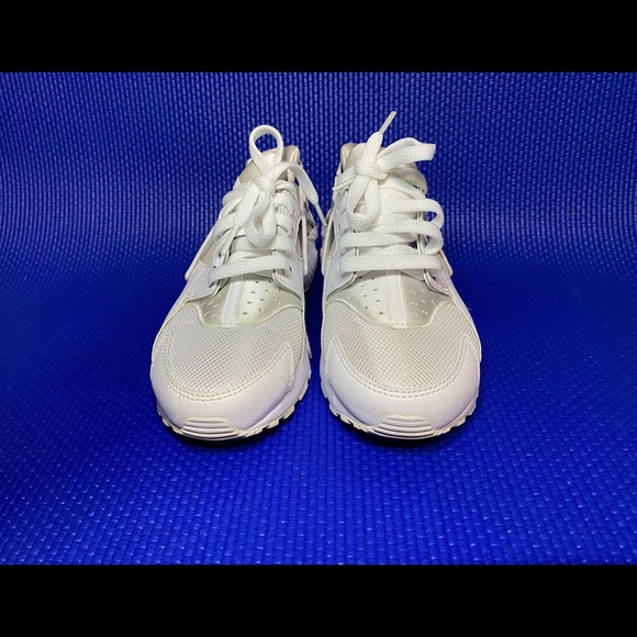 Nike Huarache Run “White Pure Platinum” (GS) - Picture 5 of 10